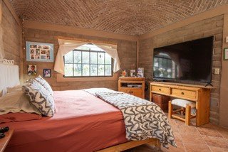 6558_2_goldilocks_house