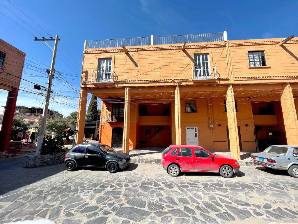 8807_9_condominio_allende