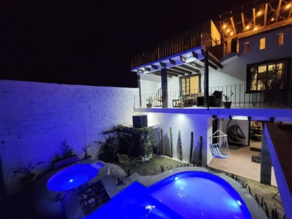Casa Blanca Palo Azul Home w Pool & Views