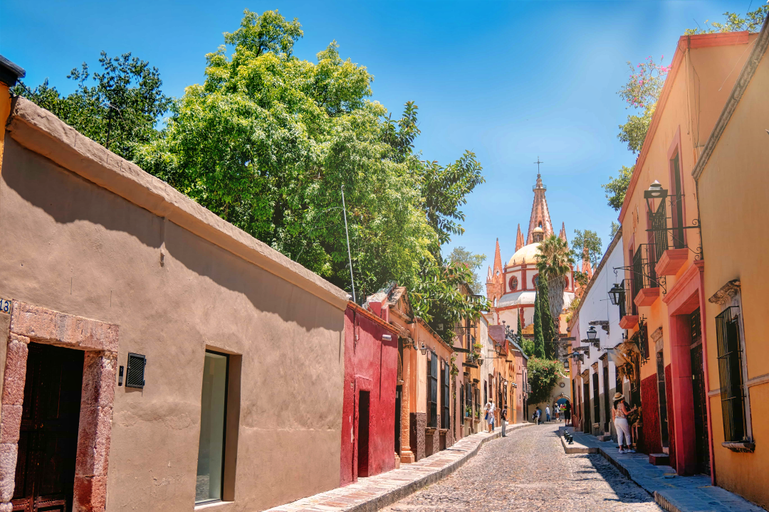 smpchurch-of-san-miguel-de-allende-2025-03-06-12-54-21-utc